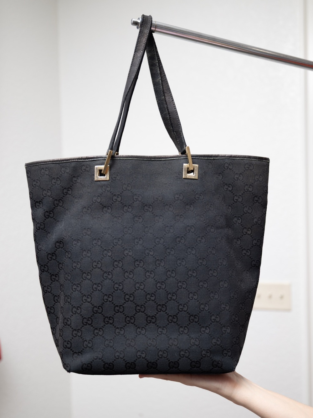 Gucci GG Canvas Tote Bag Black, Authentic